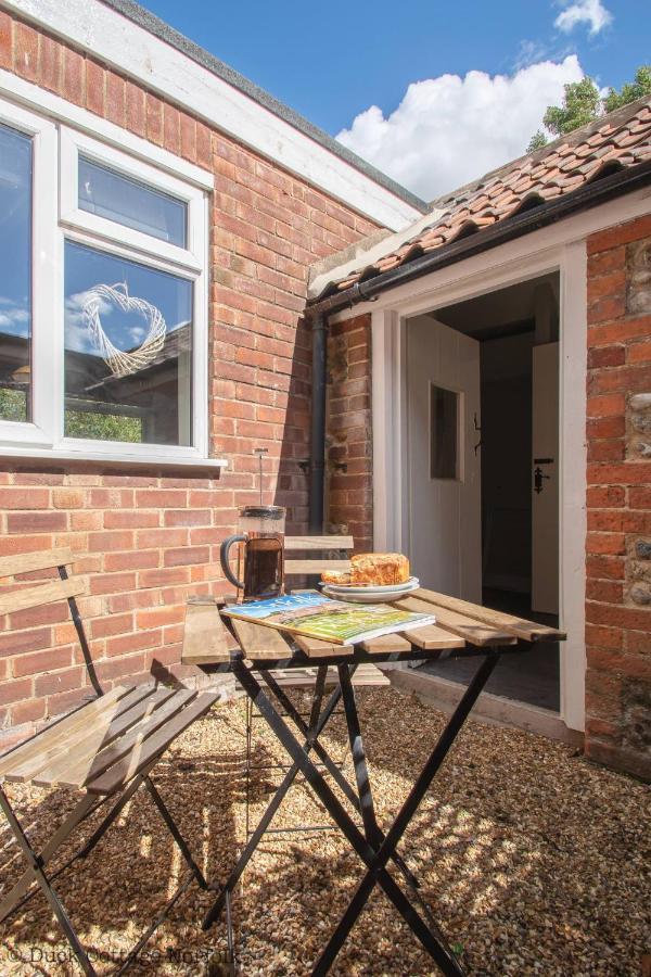 Duck - Grade Ii Listed Cottage, Village Location, Nr Holt *